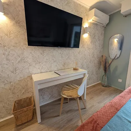 Luxury Next To Beaches And Old Town 公寓 *
