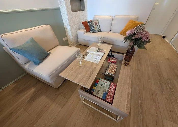 Luxury Next To Beaches And Old Town